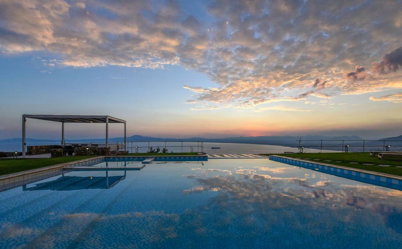 Landmark - Ορόσημο Verga Kalamata Exteriér fotografie